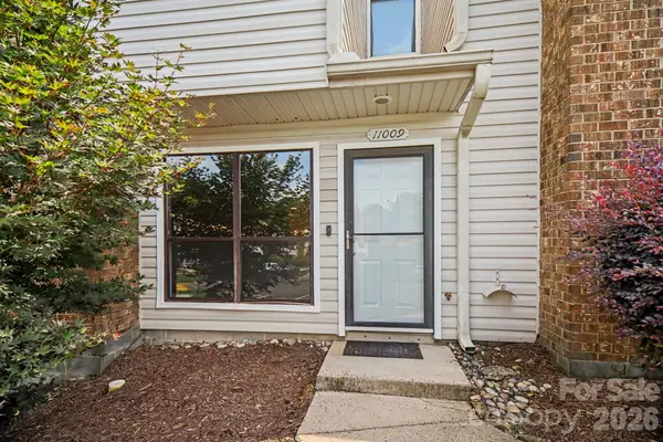 11009 Carmel Crossing Road, Charlotte, NC 28226