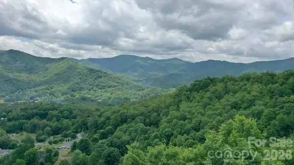 521 Signal Ridge #26, Sylva, NC 28779