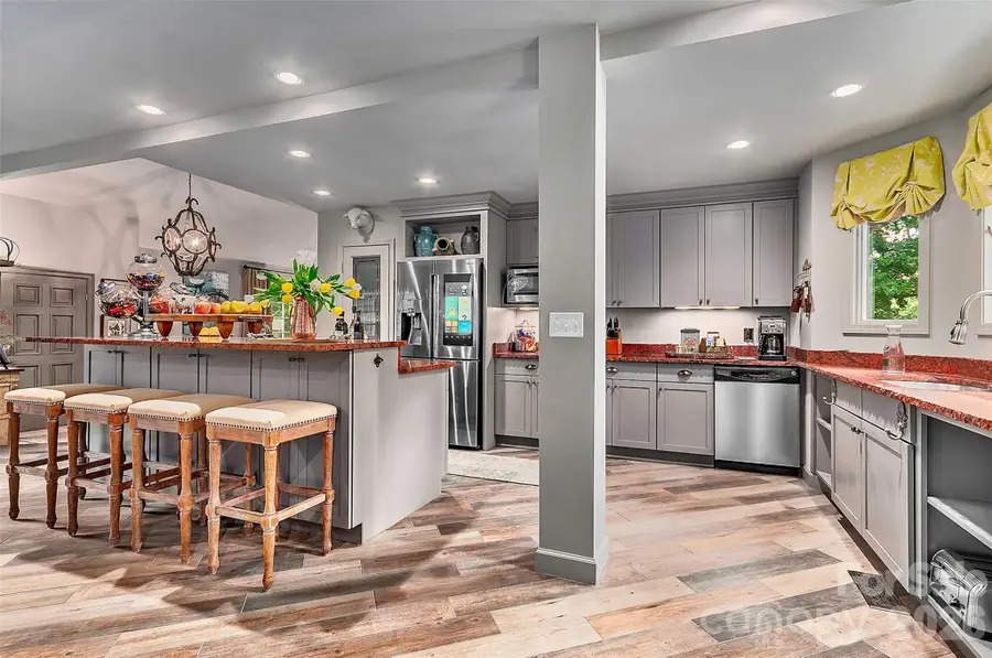 22 Bittersweet Lane, Asheville, NC 28805 - #3