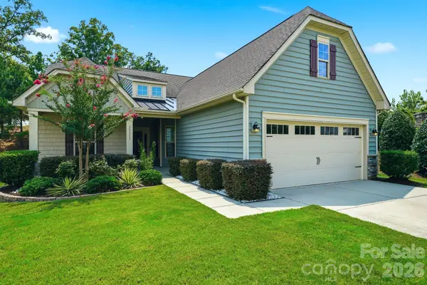 13313 Canterbury Castle Drive, Charlotte, NC 28273