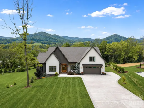 133 Annabelle Linn Drive, Fairview, NC 28730