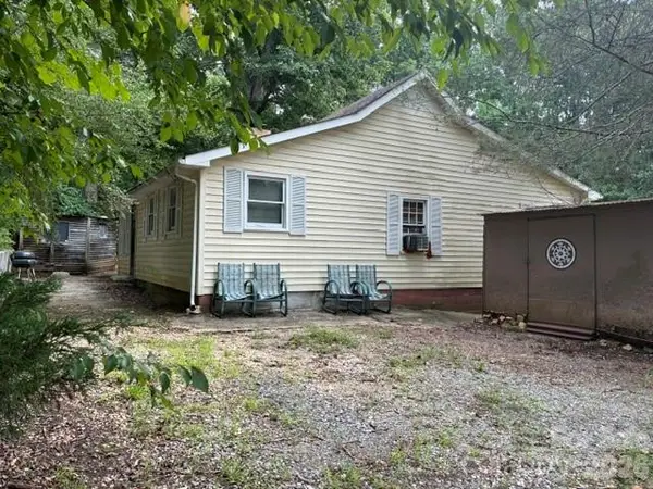 1526 Bills Creek Road, Lake Lure, NC 28746