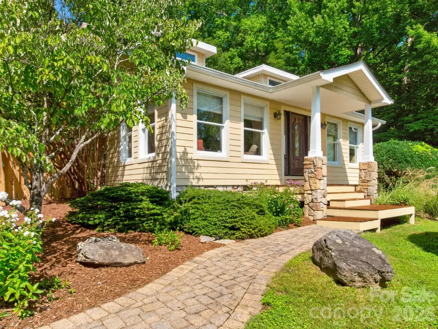 3046 Turnpike Road #7R, Horse Shoe, NC 28742 - #3