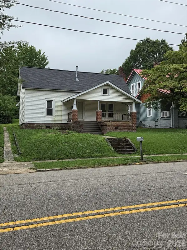 421 N Salisbury Avenue, Spencer, NC 28159