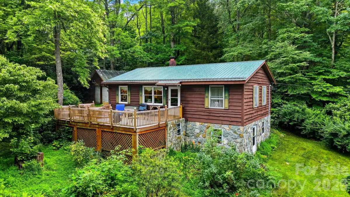 7180 Valley View Drive, Newland, NC 28657 - #1