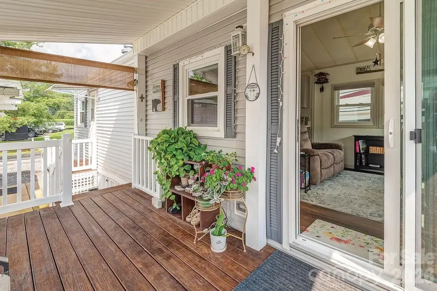 20 Strollers Lane, Waynesville, NC 28785 - #3
