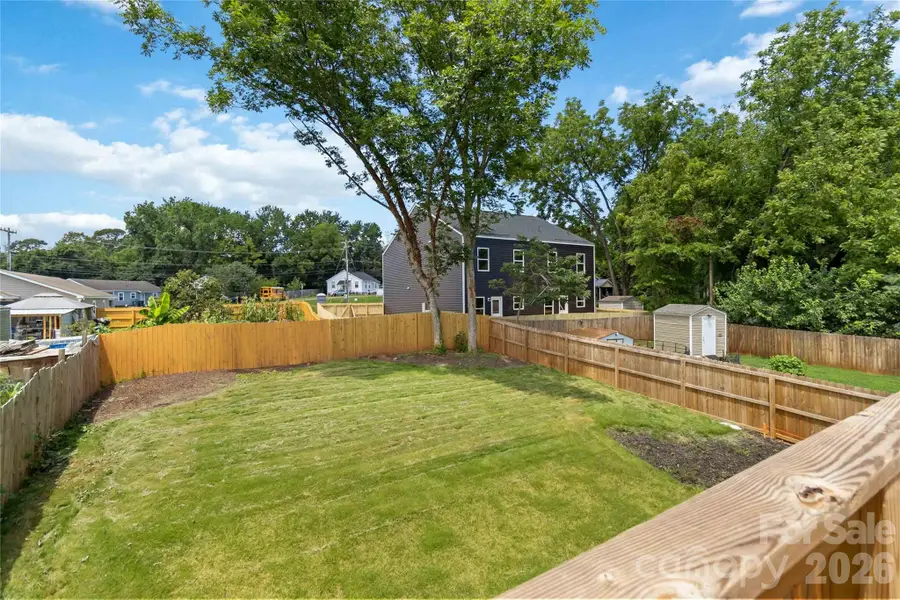 711 Pennsylvania Avenue, Charlotte, NC 28216 - #3
