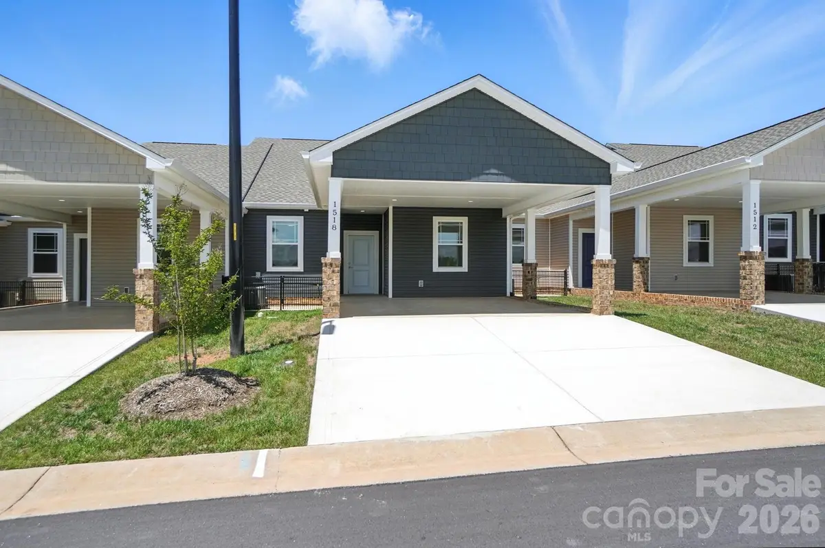 1518 29th Street Se, Hickory, NC 28602 - #1