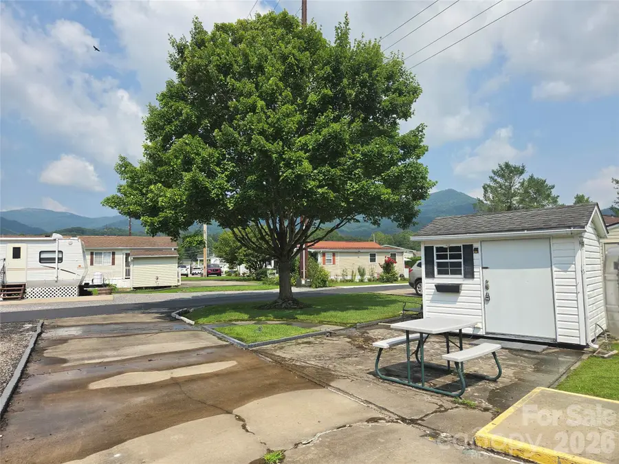39 Polka Lane, Waynesville, NC 28785 - #2
