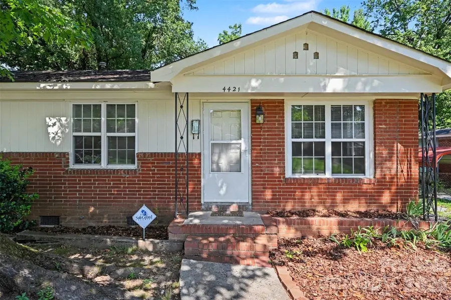 4421 Knollcrest Drive, Charlotte, NC 28208 - #2
