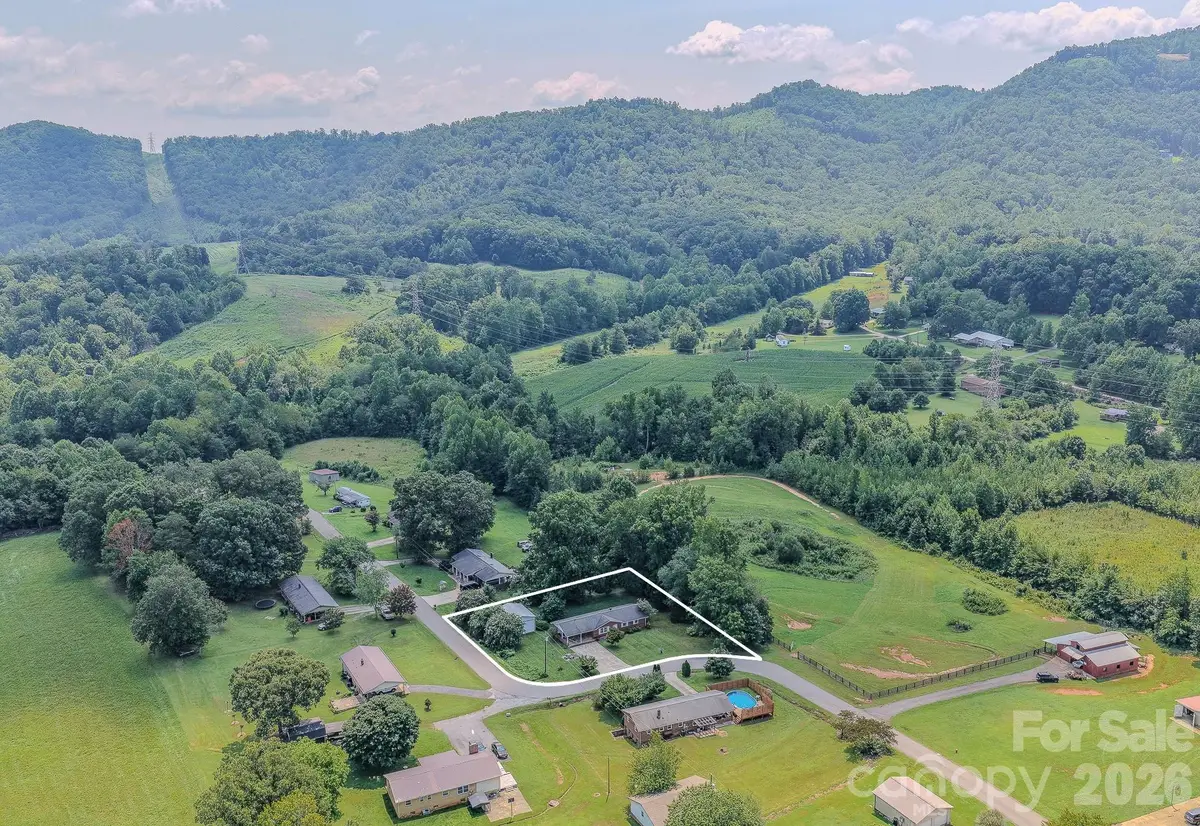 1169 Burkehurst Avenue, Morganton, NC 28655 - #1