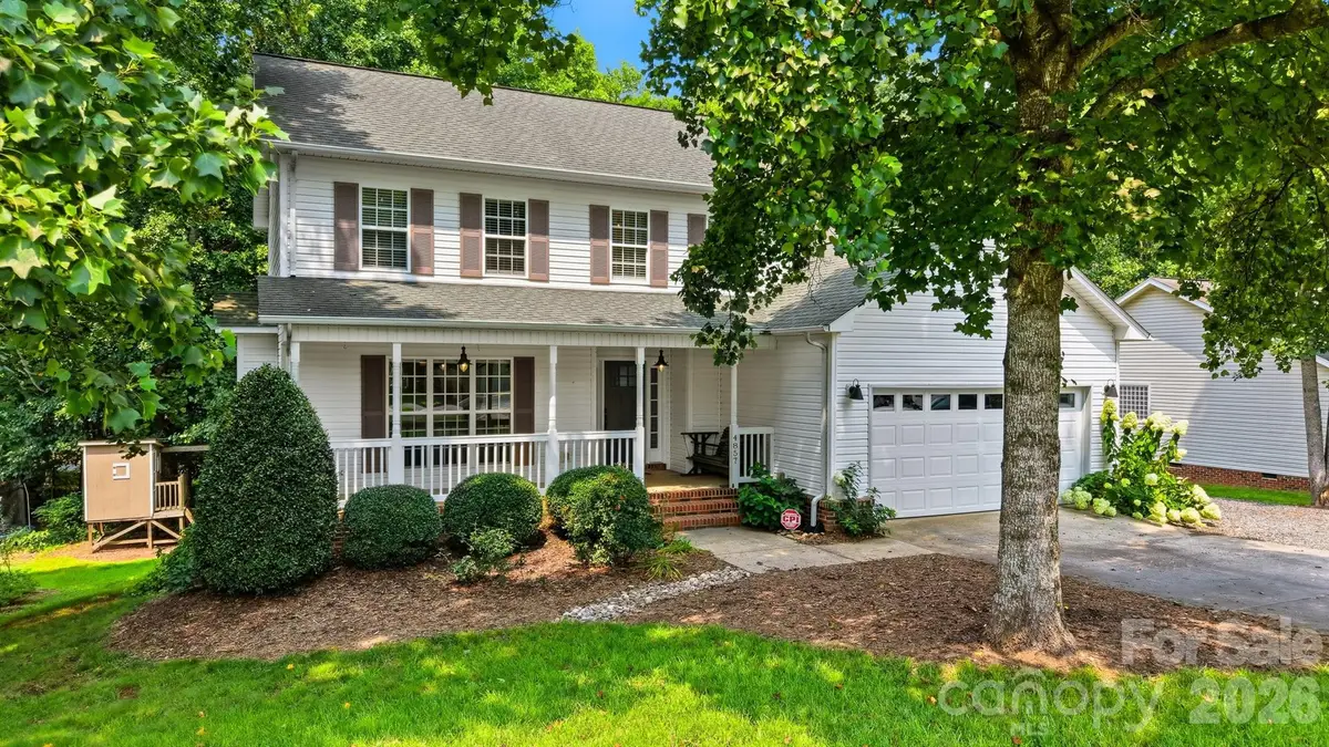 4857 32nd Street Lane Ne, Hickory, NC 28601 - #1