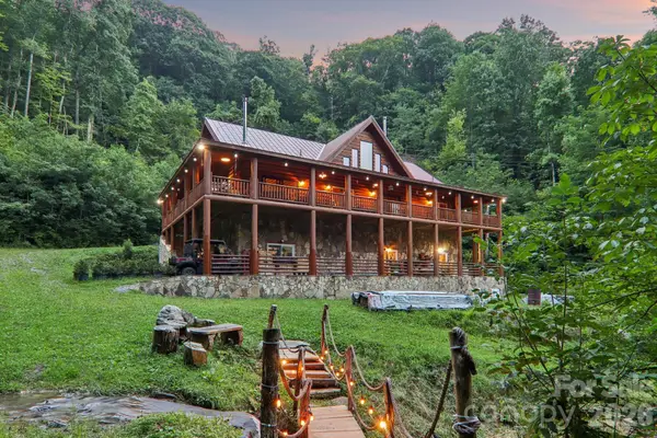 4501 Cove Creek Road, Waynesville, NC 28785