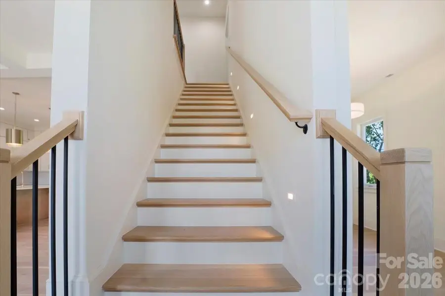 428 Dover Avenue, Charlotte, NC 28209 - #3