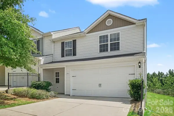 3915 Rosfield Drive, Charlotte, NC 28214