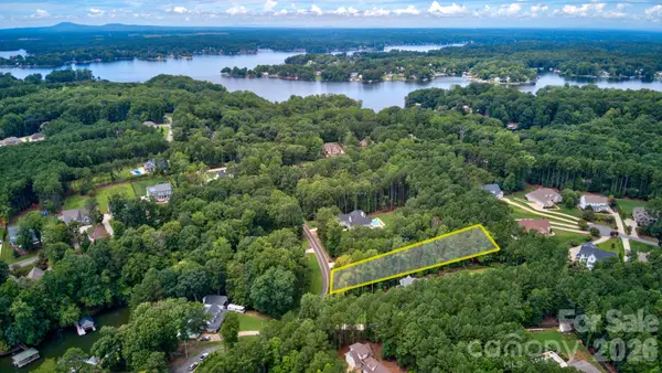 496 Kenway Loop, Mooresville, NC 28117