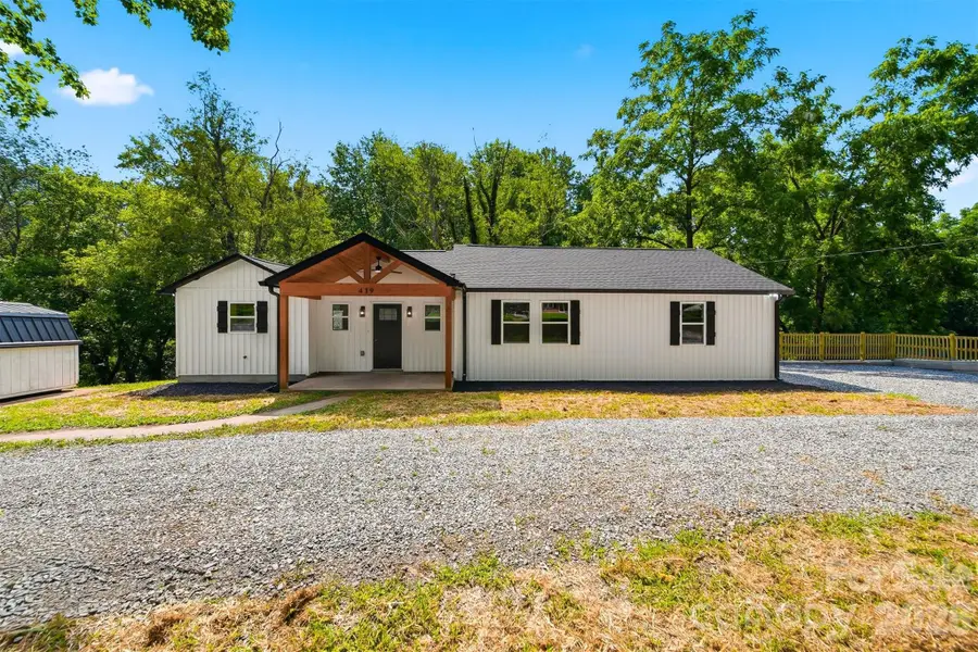 419 Rockyford Street, Morganton, NC 28655 - #3