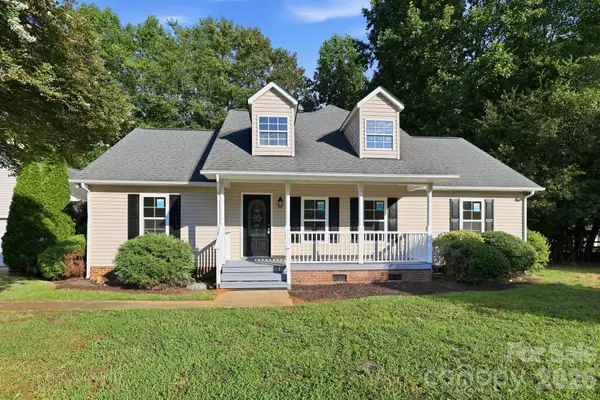 910 Little Brook Circle, York, SC 29745