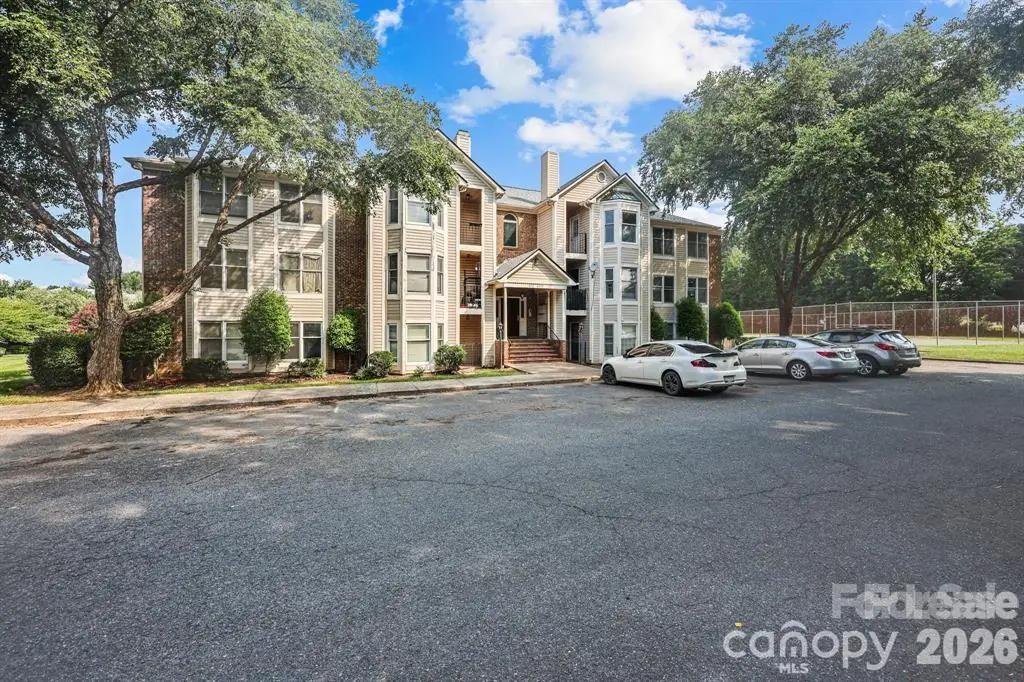 6203 Rosecroft Drive, Charlotte, NC 28215 - #1