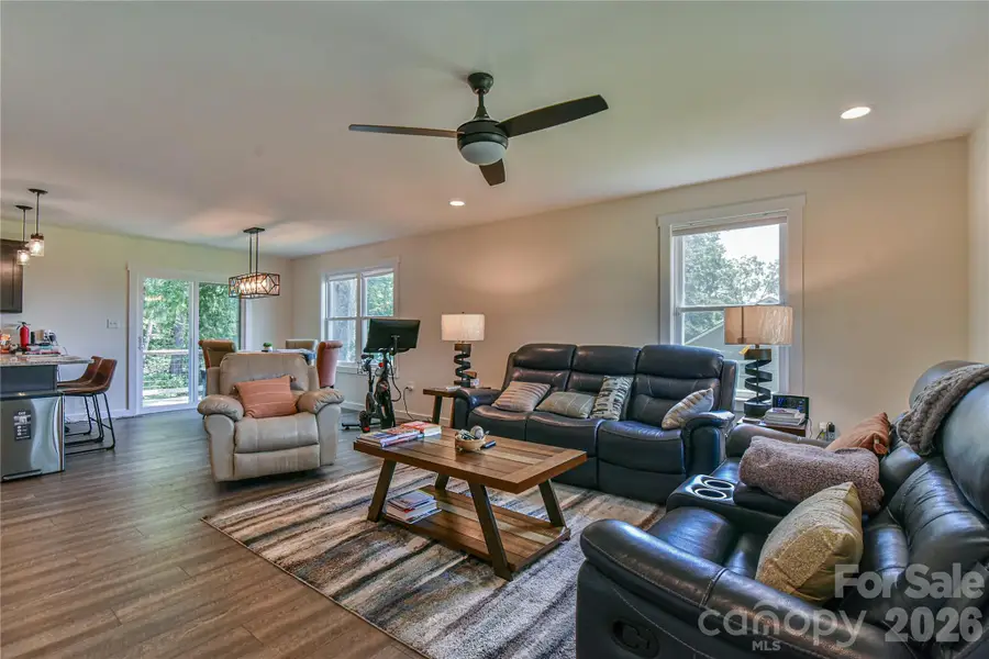 33 Ben Lippen Road, Asheville, NC 28806 - #2