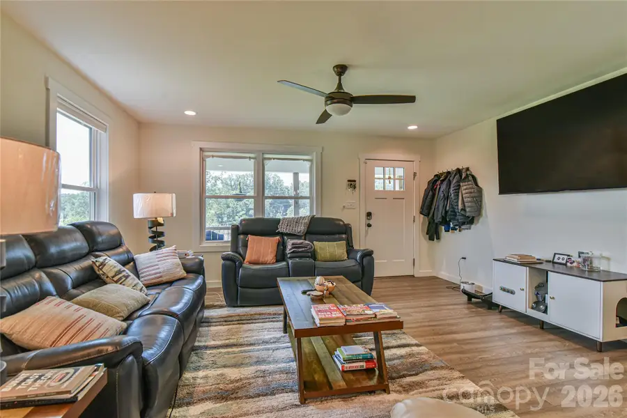 33 Ben Lippen Road, Asheville, NC 28806 - #3
