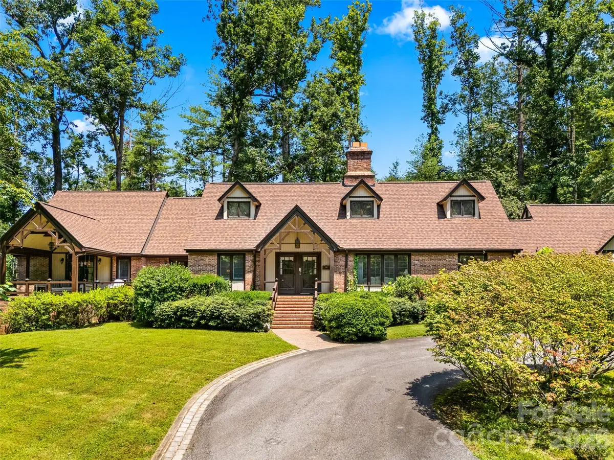 122 Stuyvesant Road, Asheville, NC 28803 - #1
