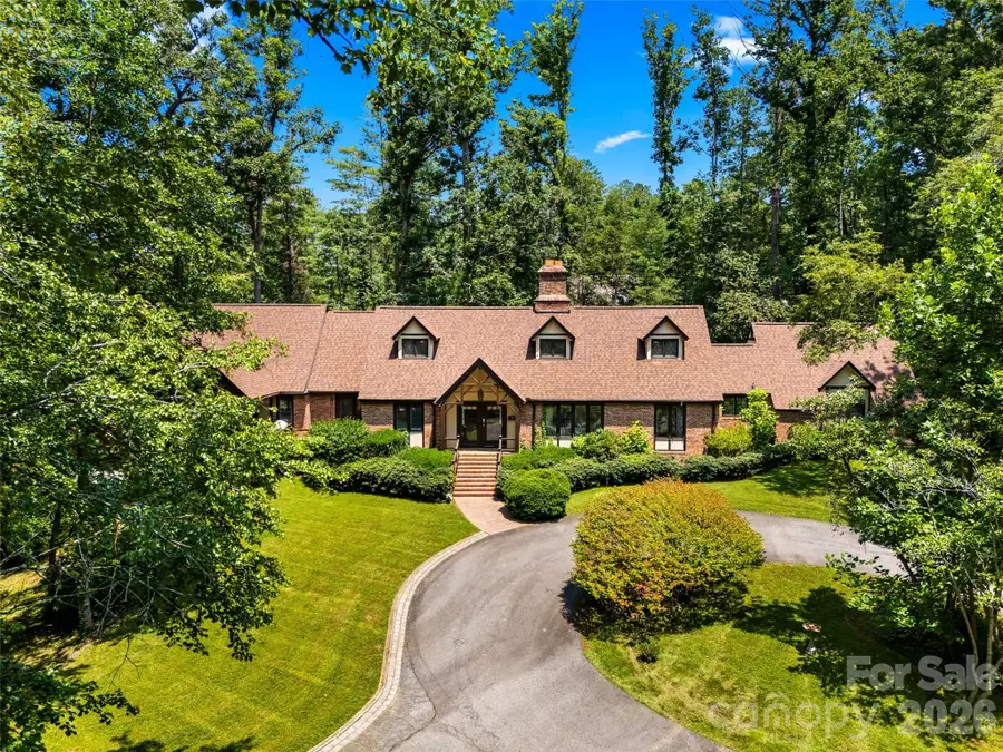 122 Stuyvesant Road, Asheville, NC 28803 - #2