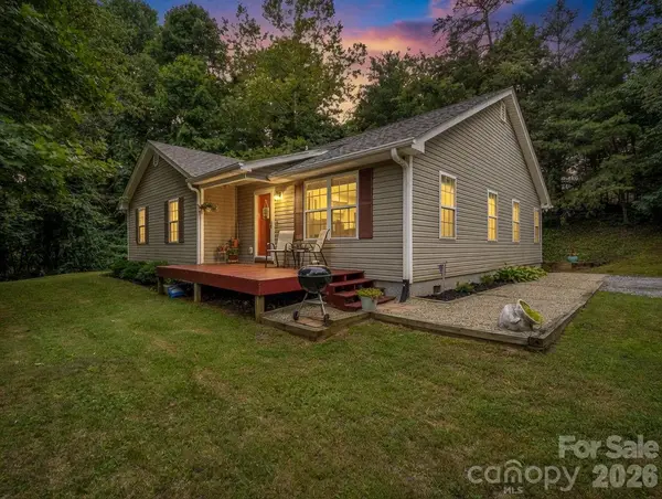 18 Buckle Ridge, Weaverville, NC 28787