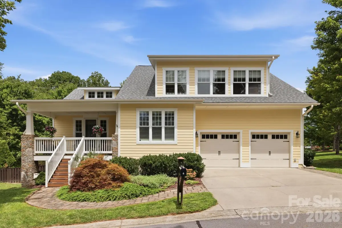 6 Bungalow Way, Asheville, NC 28804 - #1