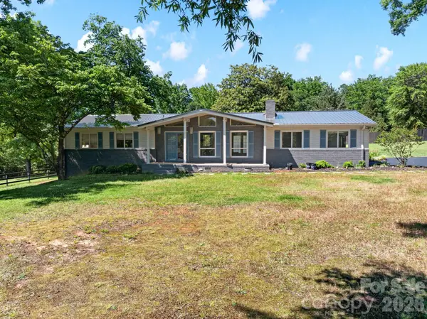 1064 Knollwood Road, Boiling Springs, SC 29316