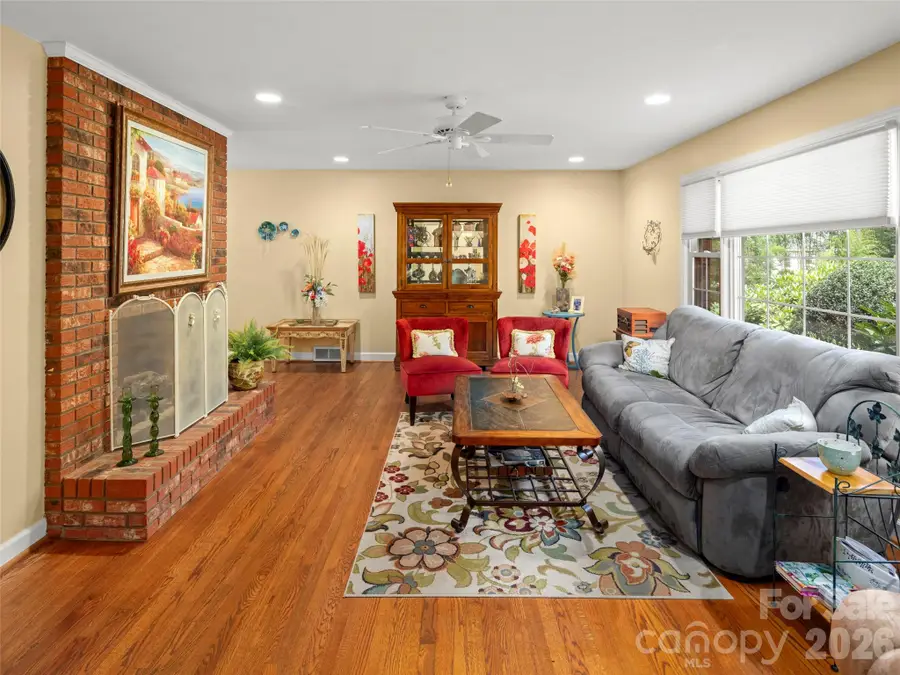 340 Sycamore Drive, Arden, NC 28704 - #3