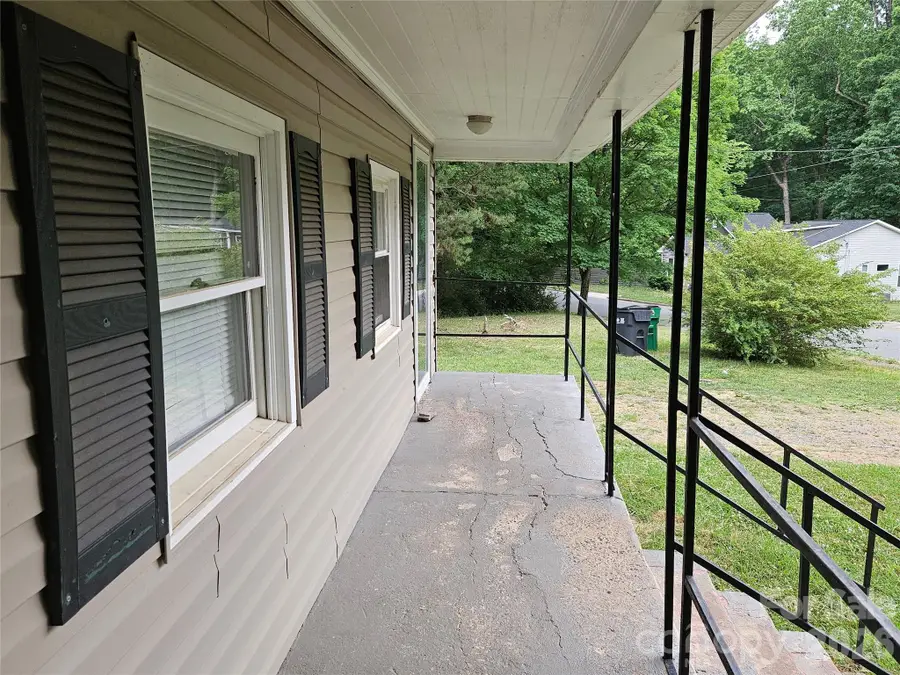 3010 Capitol Drive, Charlotte, NC 28208 - #3