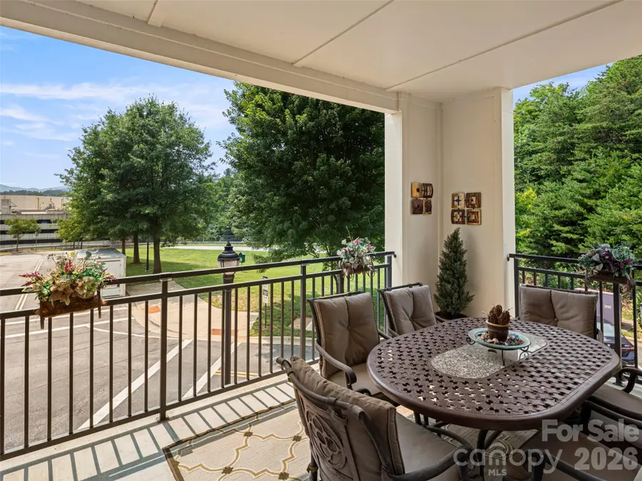 5 Farleigh Street #104, Asheville, NC 28803 - #3