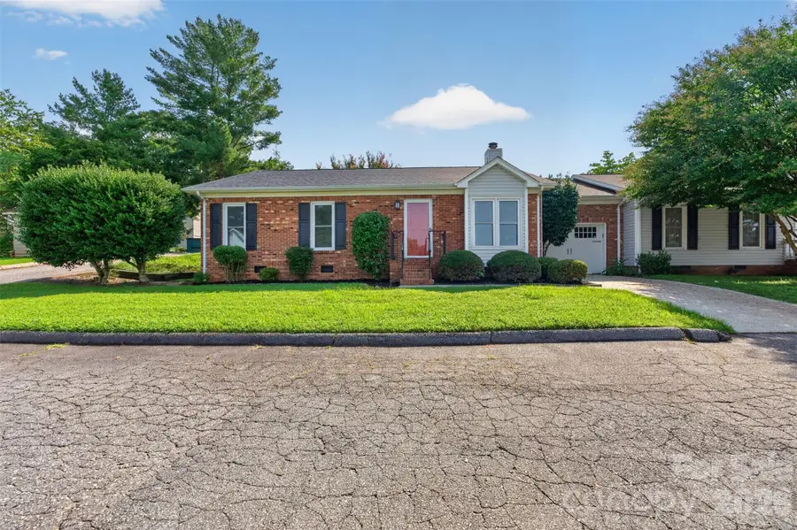 1326 Old Lenoir Road Nw, Hickory, NC 28601 - #3