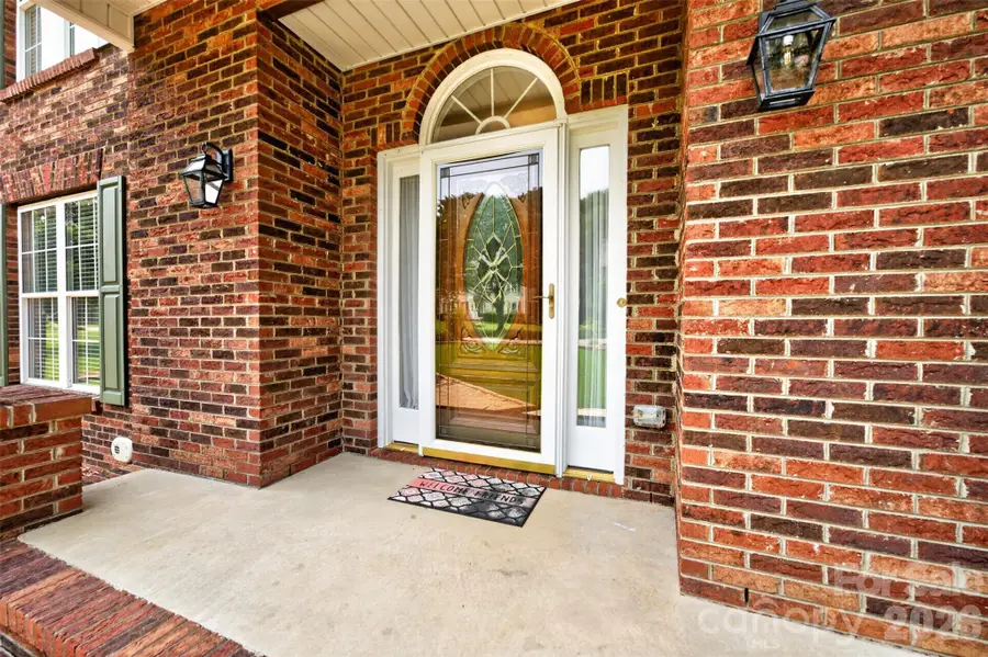 220 35th Avenue Ne, Hickory, NC 28601 - #3