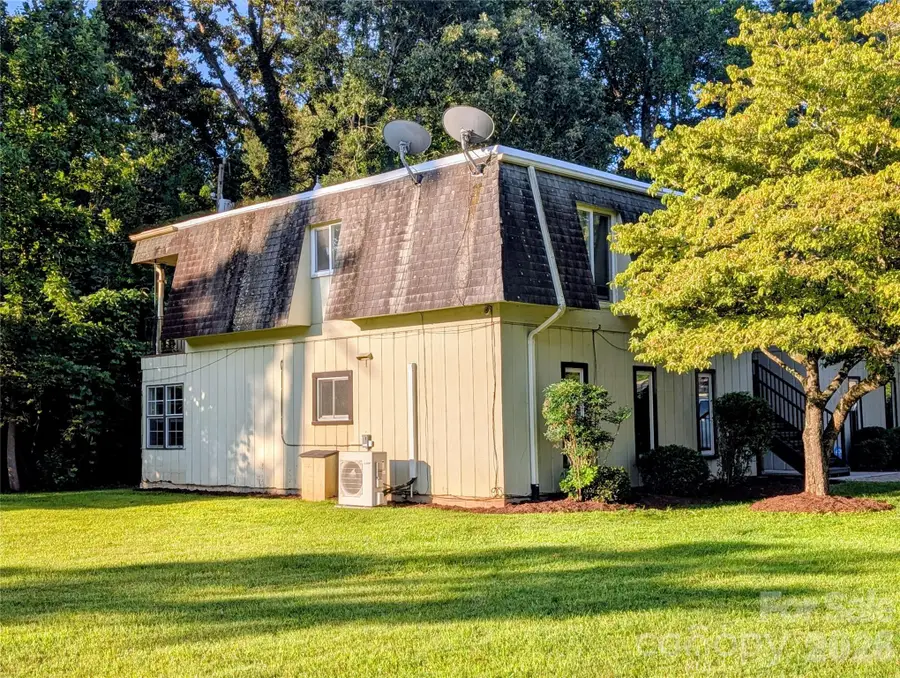 75 Jolly Lane #D4, Hendersonville, NC 28739 - #2