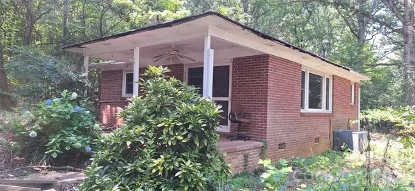 1036 Curve View Road, Lincolnton, NC 28092