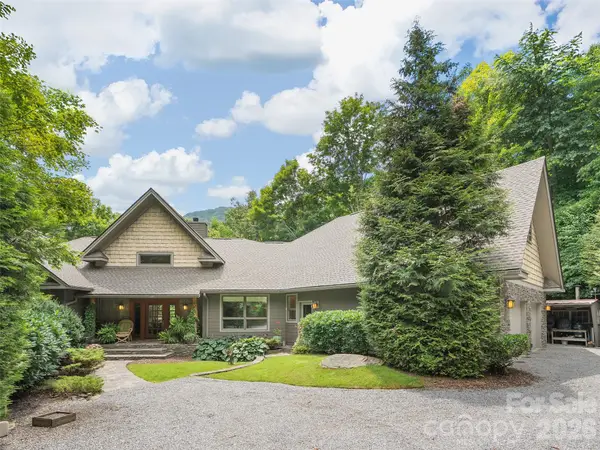 515 Flying Hawk Trail, Waynesville, NC 28786