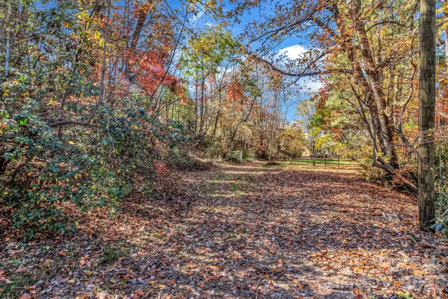 99999 Leisure Mountain Road, Asheville, NC 28804 - #3