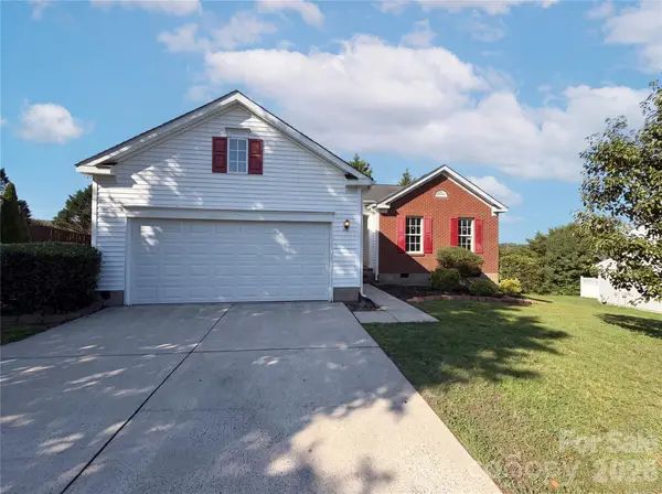 121 Brookstone Drive, Mount Holly, NC 28120