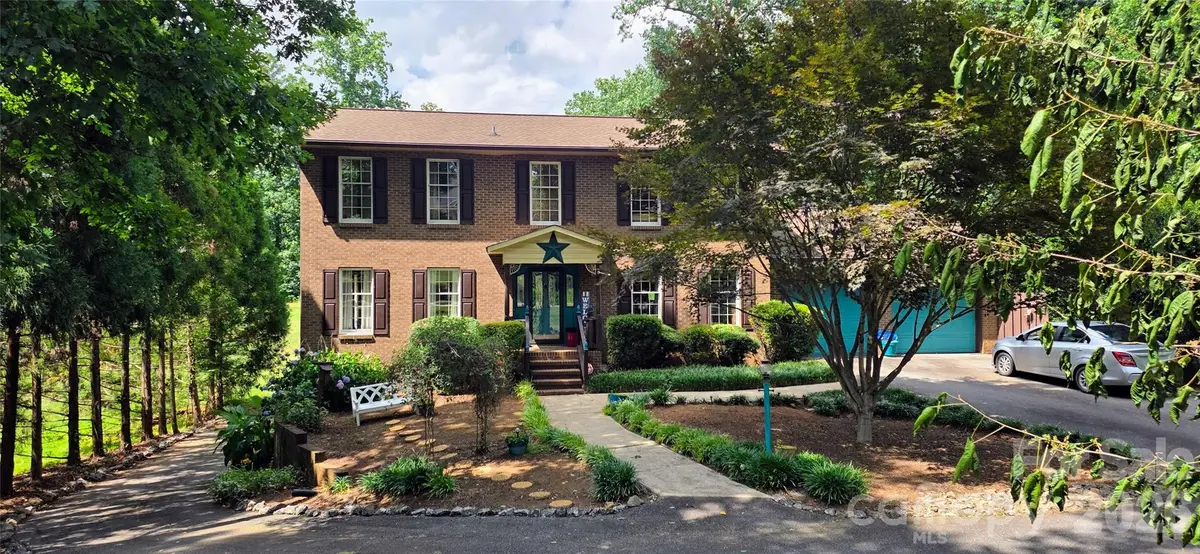 3110 Ninth Tee Drive, Newton, NC 28658 - #1
