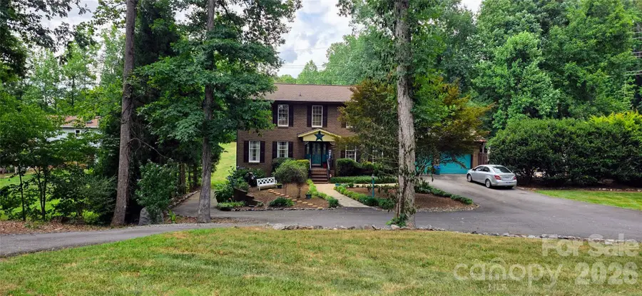 3110 Ninth Tee Drive, Newton, NC 28658 - #2