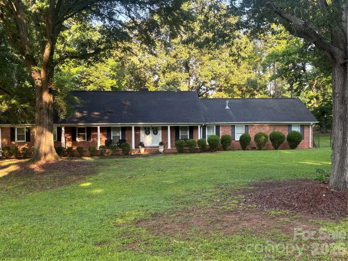 412 Brackenbury Lane, Charlotte, NC 28270 - #1