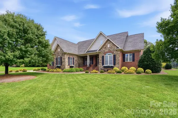 2712 Smith Field Drive, Monroe, NC 28110