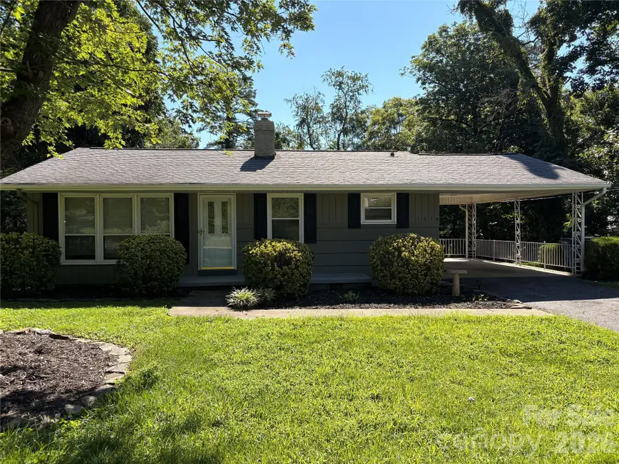 1518 11th Street Nw, Hickory, NC 28601 - #2