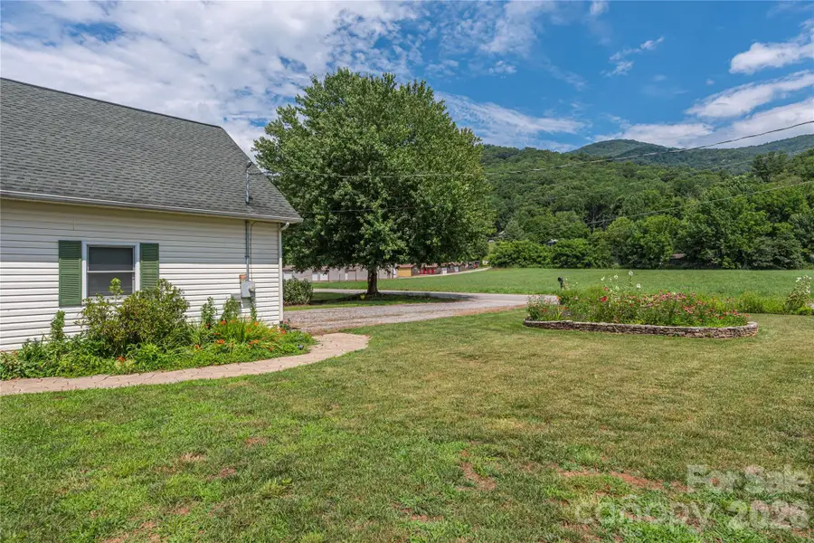 1075 Moody Farm Road, Maggie Valley, NC 28751 - #2