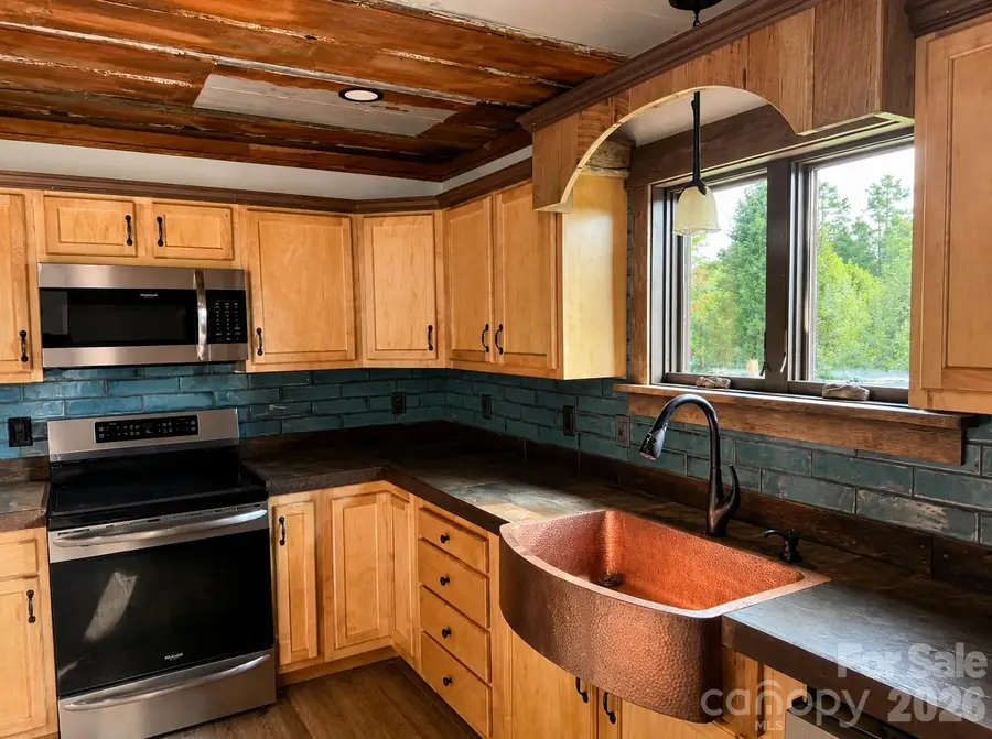 98 Tom Arthur Lane, Marshall, NC 28753 - #2