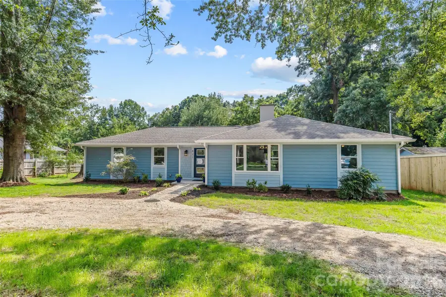 821 Dallas Spencer Mountain Road, Dallas, NC 28034 - #2