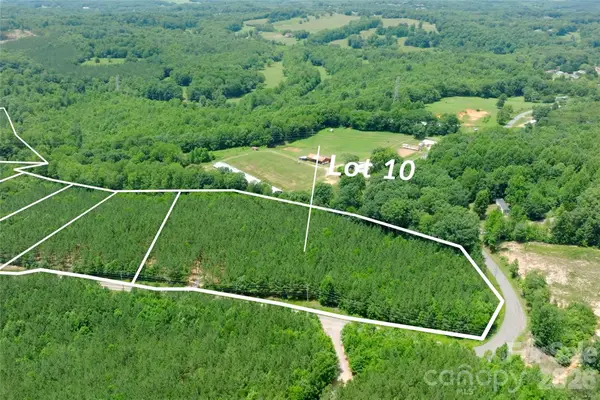 10 Morrison Road, Morganton, NC 28655