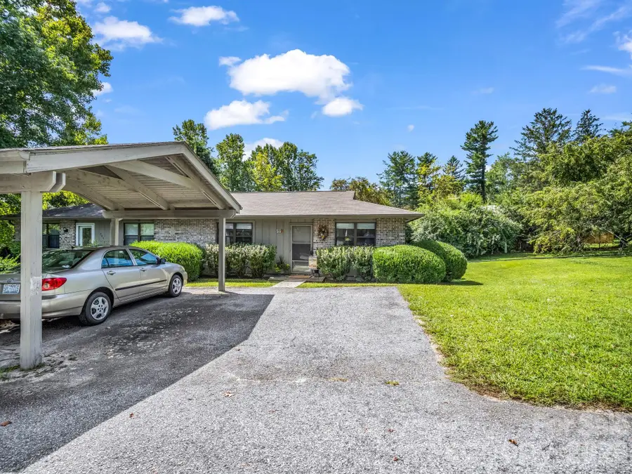 703 Farmington Circle, Hendersonville, NC 28739 - #3